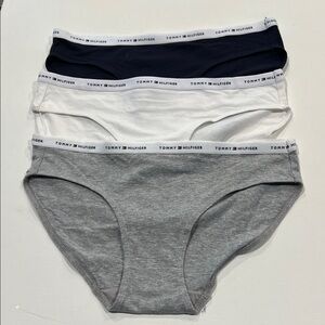 Tommy Hilfiger Women’s Mid-Rise Bikini. Black, White, Gray